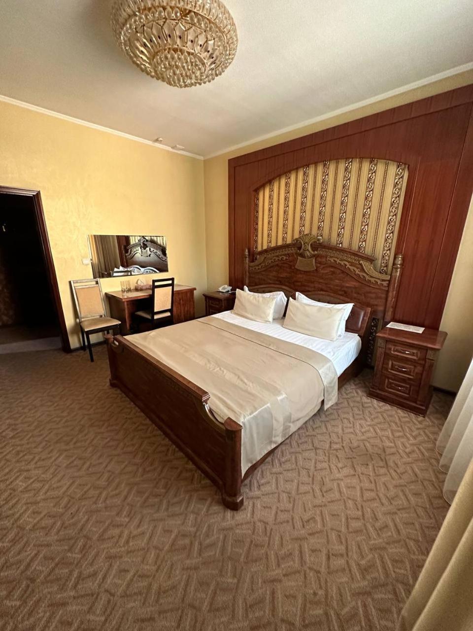 Altyn Adam Hotel Petropavlovsk Extérieur photo