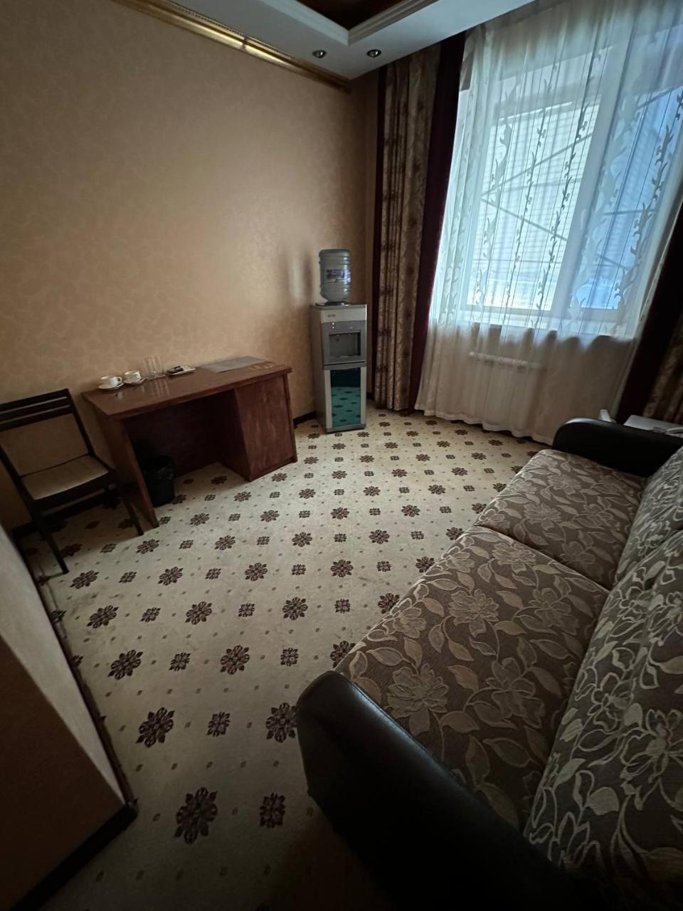 Altyn Adam Hotel Petropavlovsk Extérieur photo